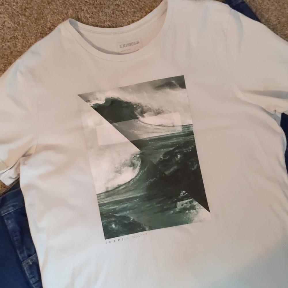 Express { EXP } Light Gray T-shirt . Size L - Picture 2 of 11